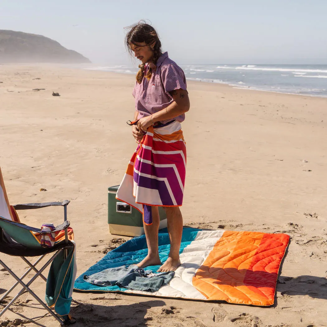 The Everywhere Towel - Retro Sunrise (The Shammy Towel)